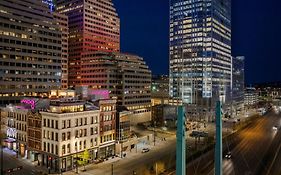 Moxy Cincinnati Downtown